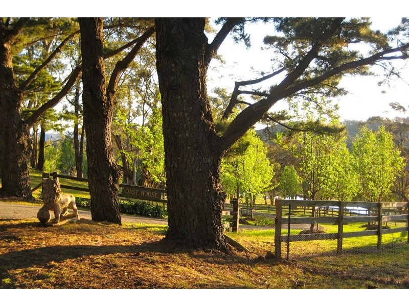 12 Yuille Avenue, Bundanoon NSW 2578