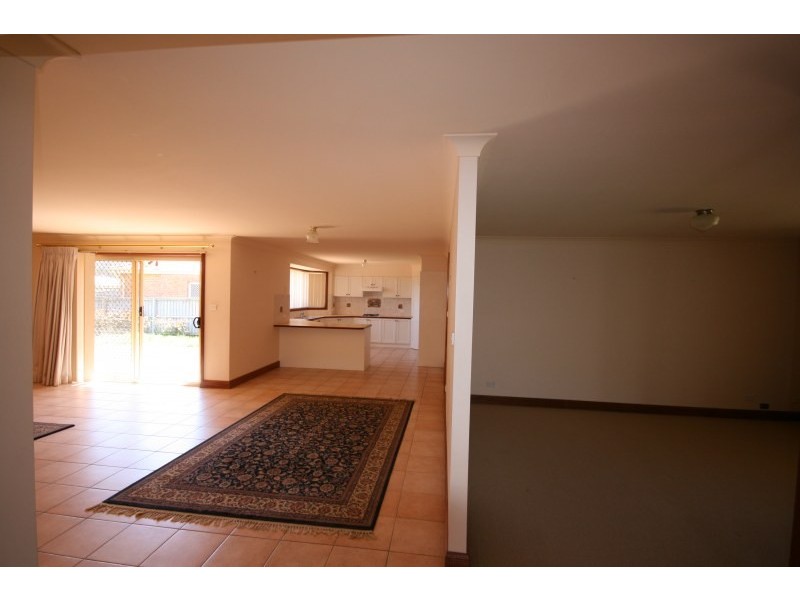 12 Caley Street, Bowral NSW 2576