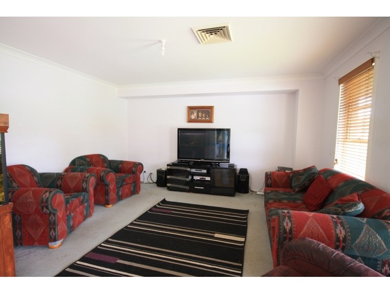 19 Banksia Street, Colo Vale NSW 2575