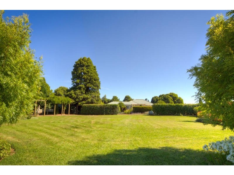 4963 Illawarra Highway, Robertson NSW 2577