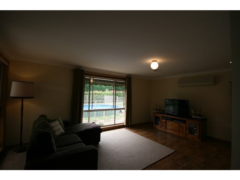 16 Matavia Place, Bowral NSW 2576