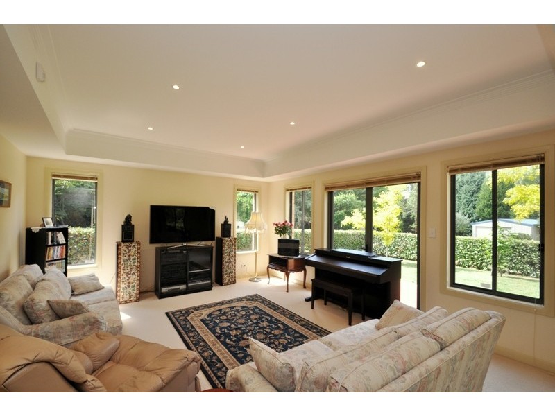 28 Carisbrooke Row, Bowral NSW 2576