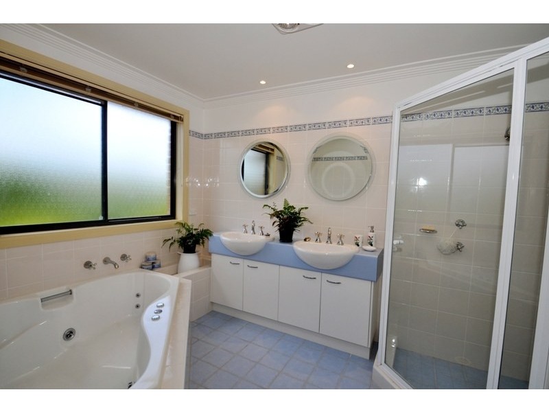 28 Carisbrooke Row, Bowral NSW 2576