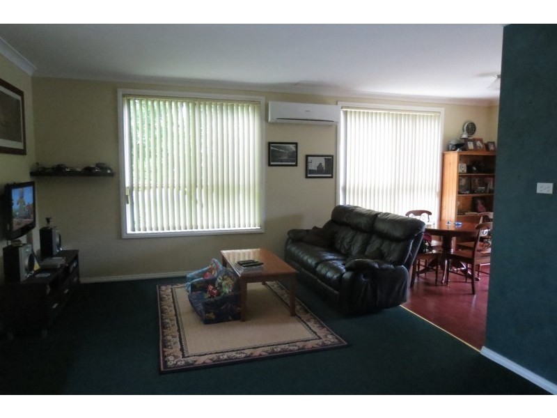 46 May Street, Robertson NSW 2577