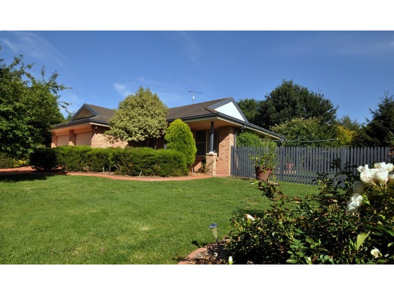 7 Crabapple Close, Bowral NSW 2576