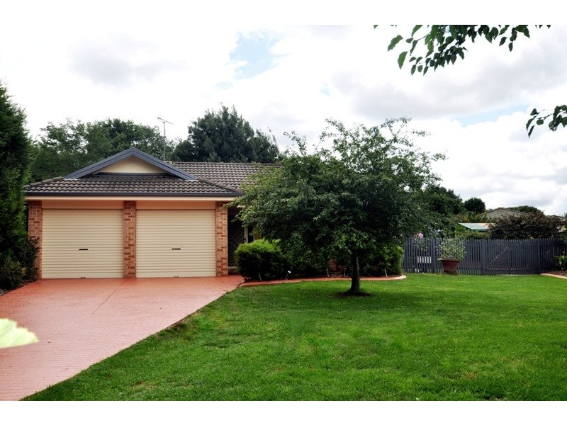 7 Crabapple Close, Bowral NSW 2576