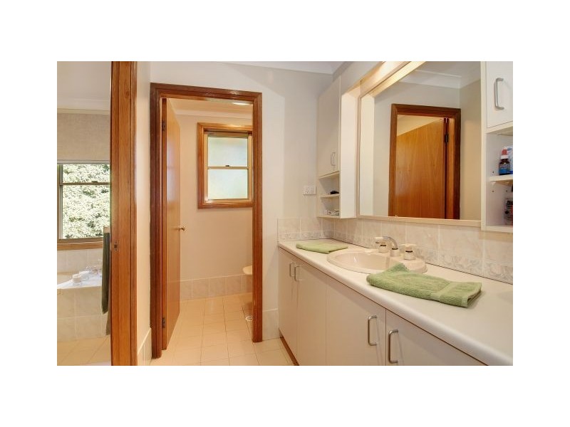 282 Pearsons Lane, Robertson NSW 2577