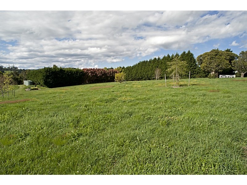 282 Pearsons Lane, Robertson NSW 2577