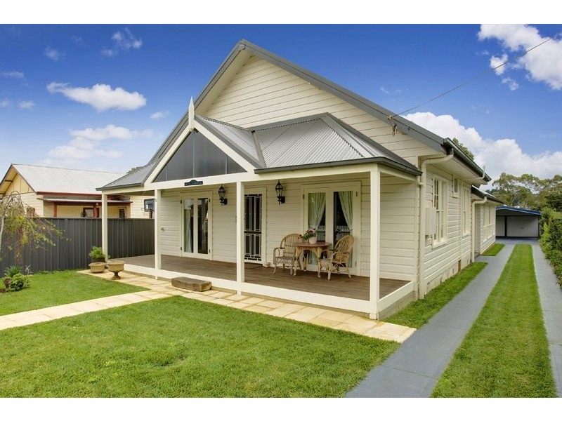 15 Hoskins Street, Moss Vale NSW 2577