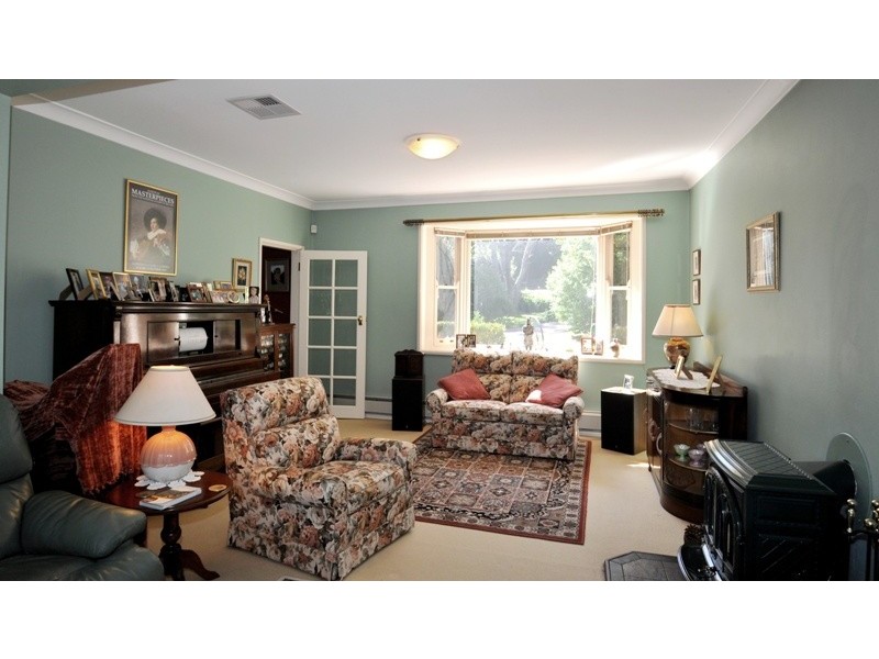 19 Merilbah Road, Bowral NSW 2576