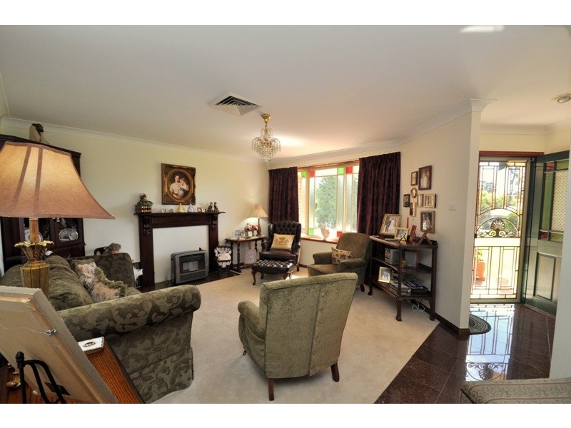 19 Jasmine Street, Colo Vale NSW 2575