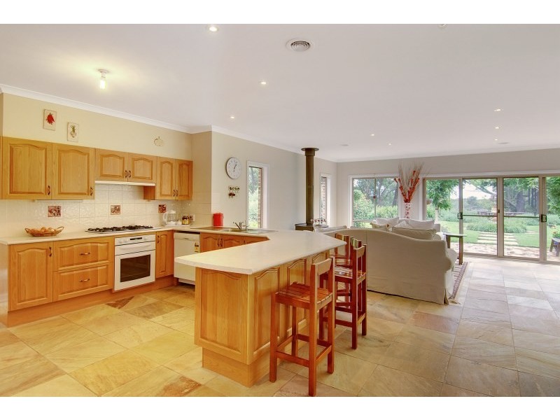 1480 Wombeyan Caves Road, High Range NSW 2575