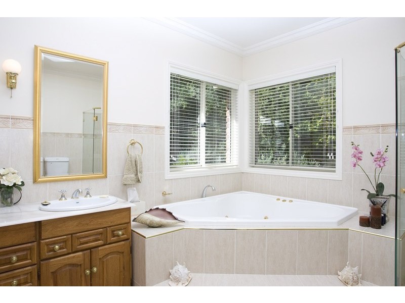 105 Estonian Road, Thirlmere NSW 2572