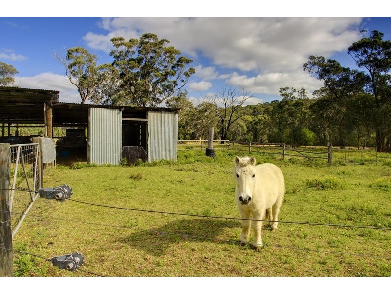 105 Estonian Road, Thirlmere NSW 2572