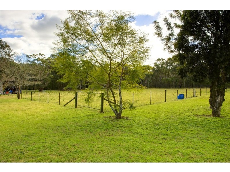 105 Estonian Road, Thirlmere NSW 2572