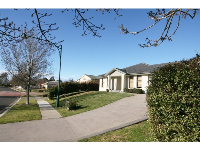 55 Kingsbury Circuit, Bowral NSW 2576