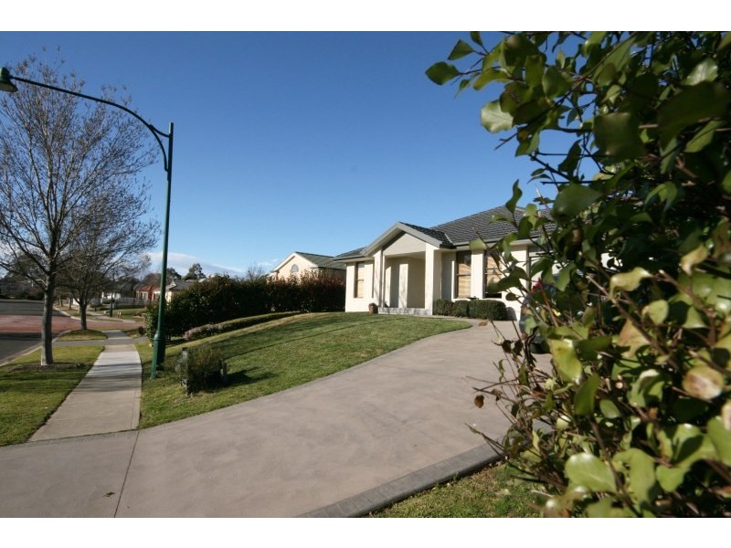 55 Kingsbury Circuit, Bowral NSW 2576