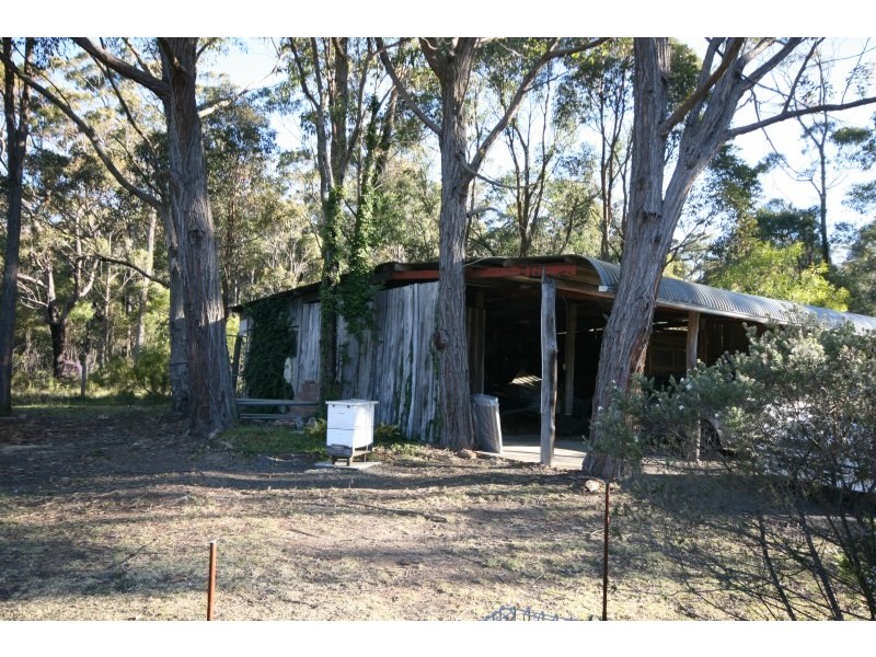 27 Elizabeth Way, Hill Top NSW 2575