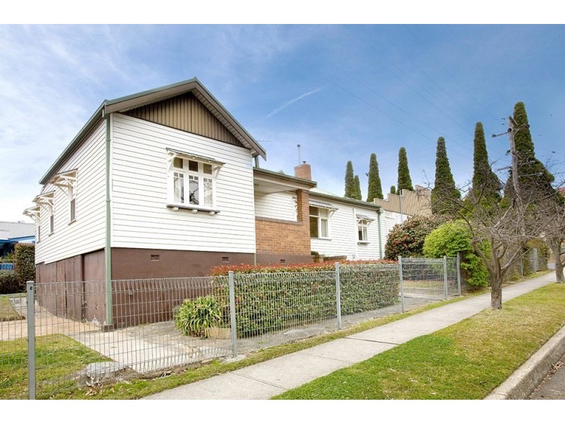 2 Park Road, Bowral NSW 2576