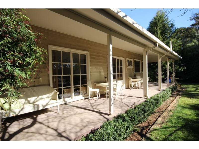 1518 Wombeyan Caves Road, High Range NSW 2575