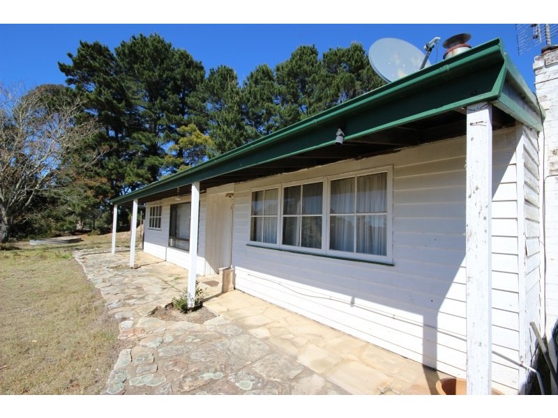 30 Tugalong Road, Canyonleigh NSW 2577