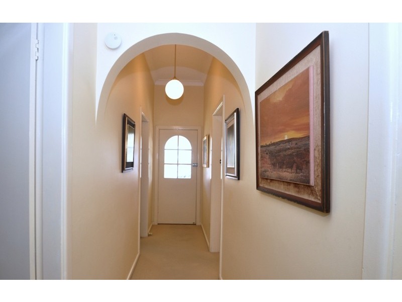 8 Elm Street, Bowral NSW 2576