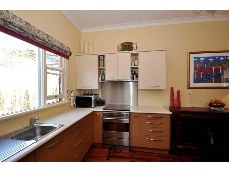 8 Elm Street, Bowral NSW 2576