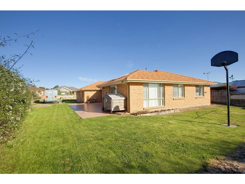 17 Glenquarry Crescent, Bowral NSW 2576