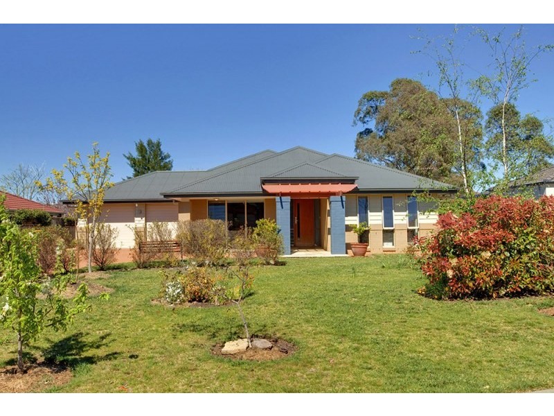 17 Lilac Avenue, Bowral NSW 2576
