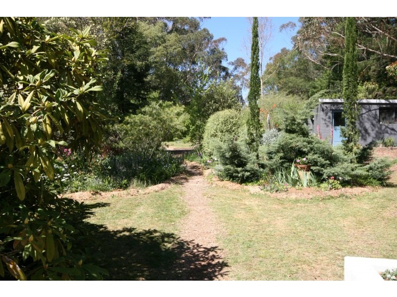 9 Throsby Road, Fitzroy Falls NSW 2577