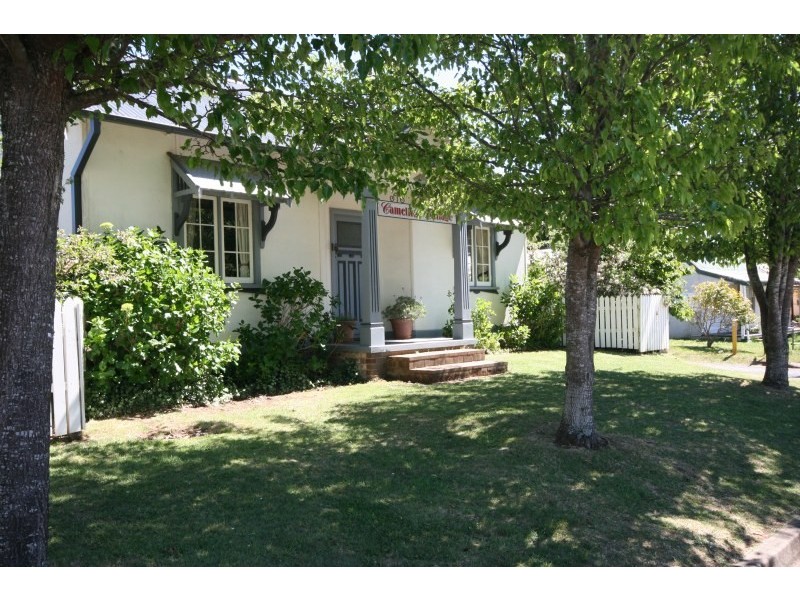 10 Caalong Street, Robertson NSW 2577