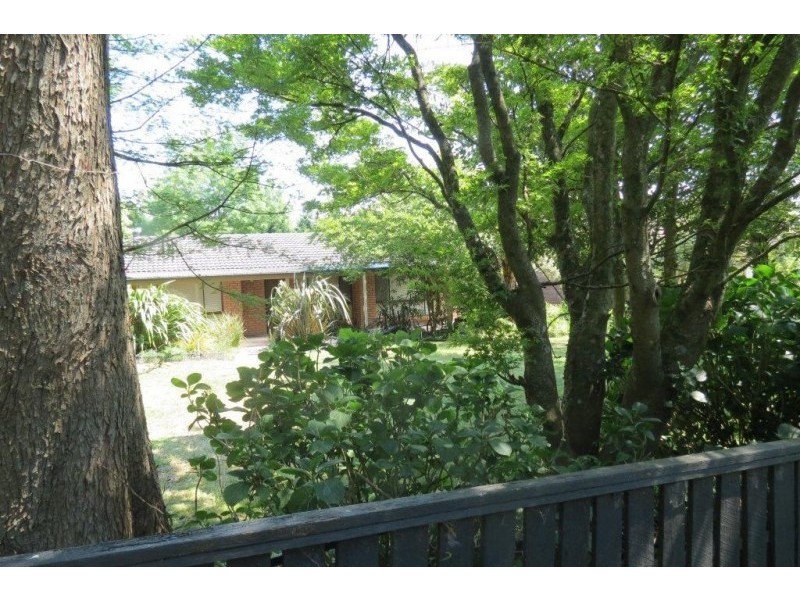 48 Caalong Street, Robertson NSW 2577