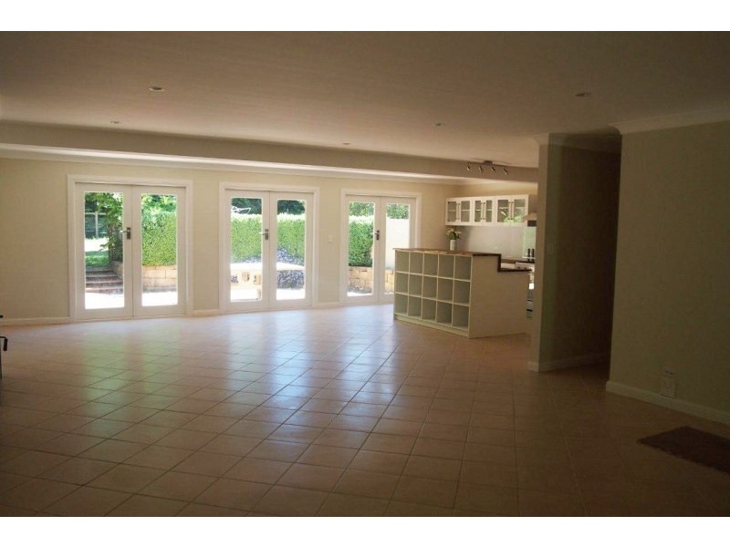 48 Caalong Street, Robertson NSW 2577