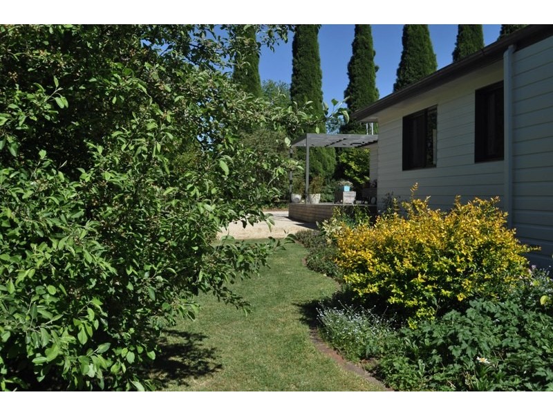 4A Westminster Place, Burradoo NSW 2576