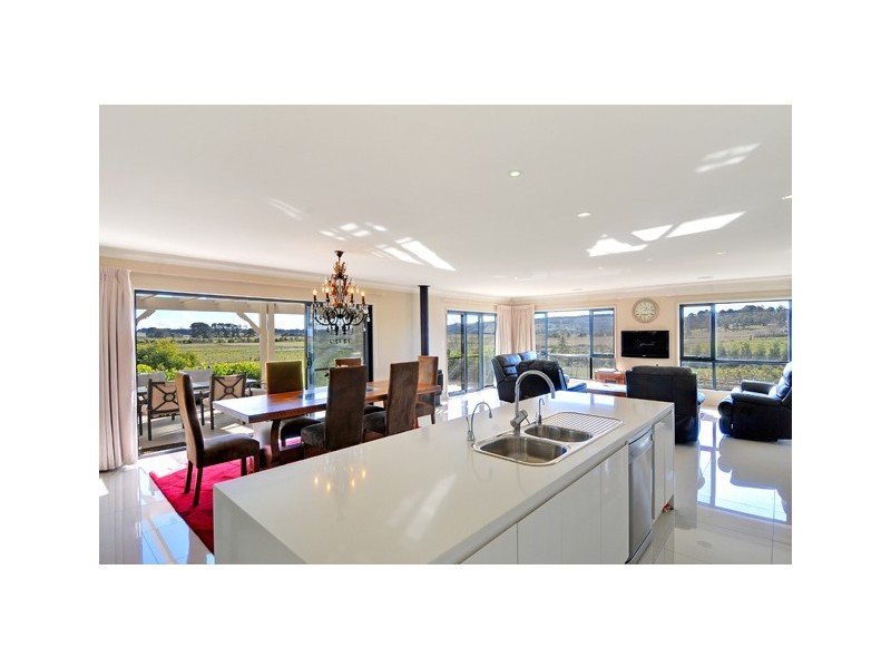 6 Songline Place, Burradoo NSW 2576