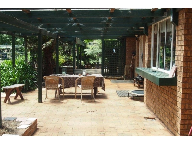 36 Charlotte Street, Robertson NSW 2577