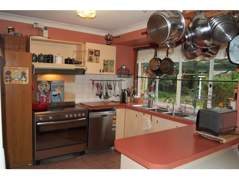 36 Charlotte Street, Robertson NSW 2577