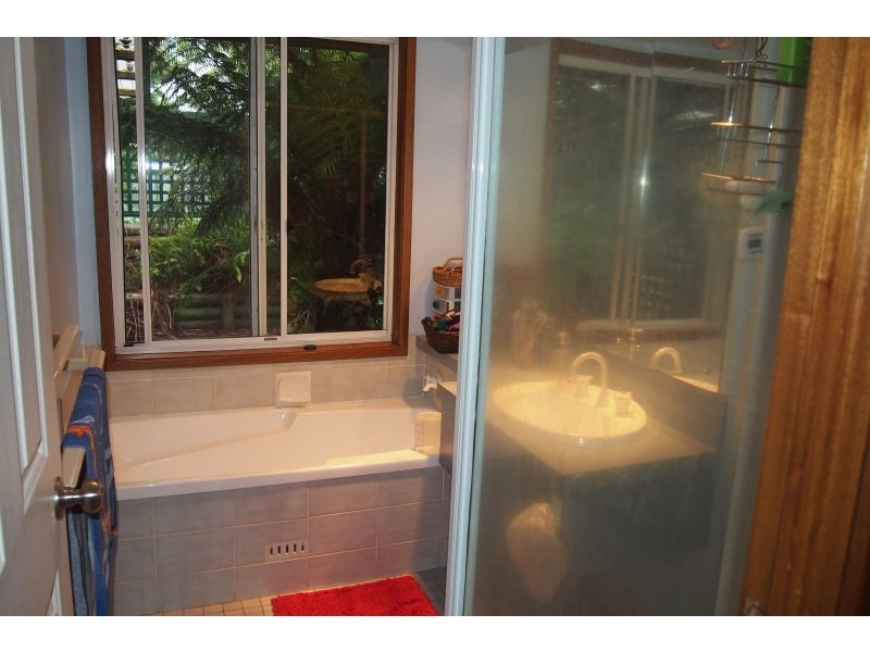 36 Charlotte Street, Robertson NSW 2577