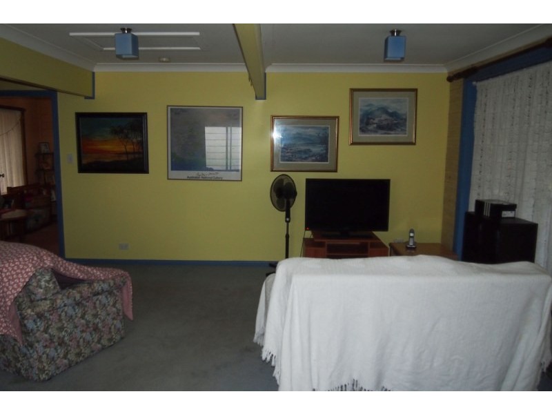 36 Charlotte Street, Robertson NSW 2577