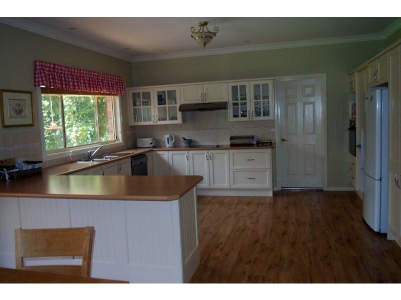 24 May Street, Robertson NSW 2577