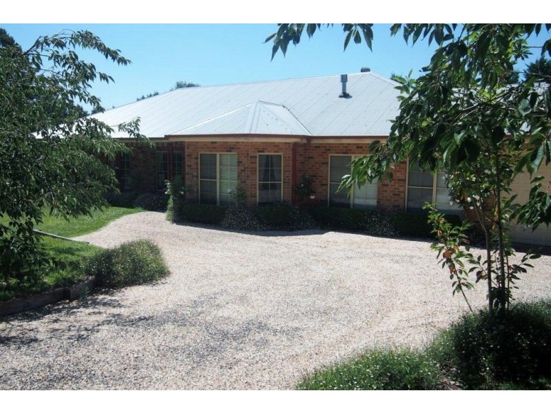 24 May Street, Robertson NSW 2577