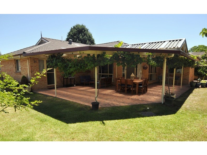 3 Cherry Lane, Bowral NSW 2576