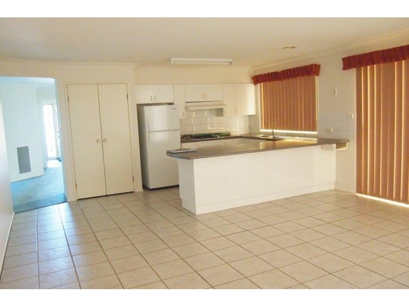 27 Robinia Drive, Bowral NSW 2576