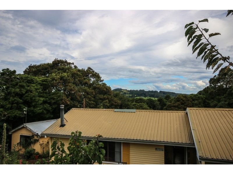 35 Lawn Avenue, Robertson NSW 2577