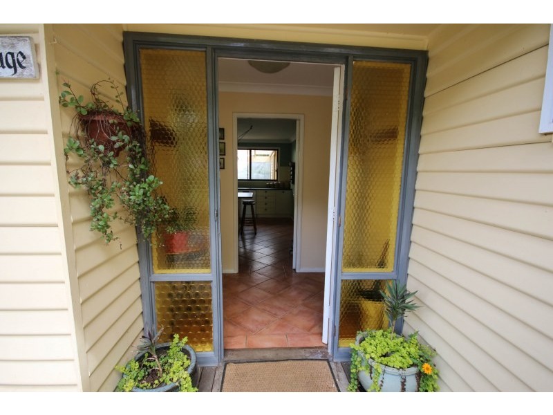 35 Lawn Avenue, Robertson NSW 2577