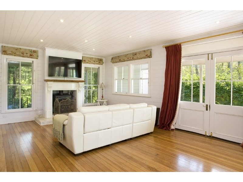 380 Main Road, Cambewarra NSW 2540