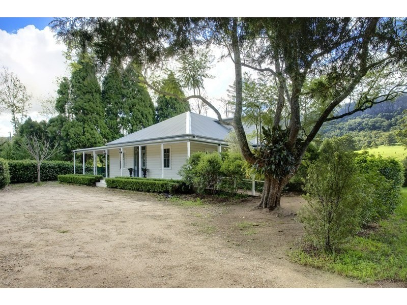 380 Main Road, Cambewarra NSW 2540