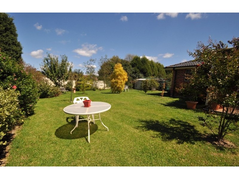 8 Tulip Close, Bowral NSW 2576