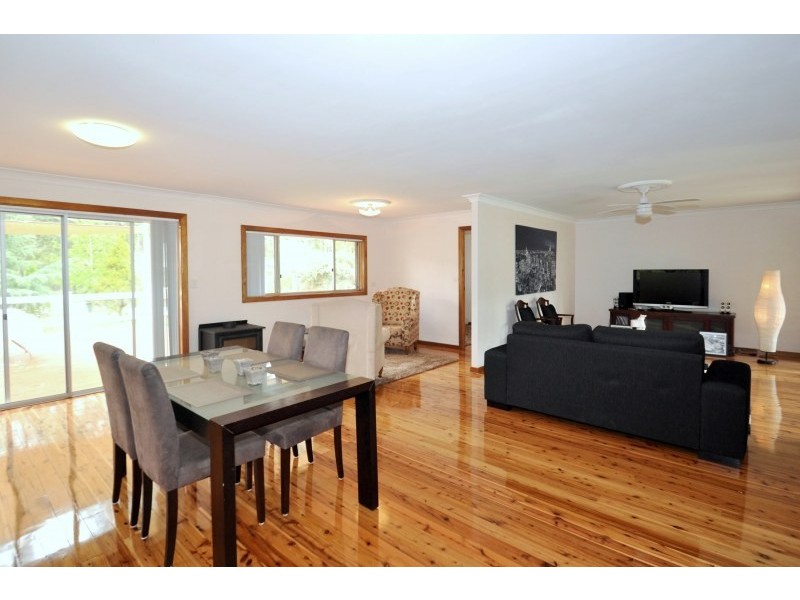 17 Telopea Road, Hill Top NSW 2575