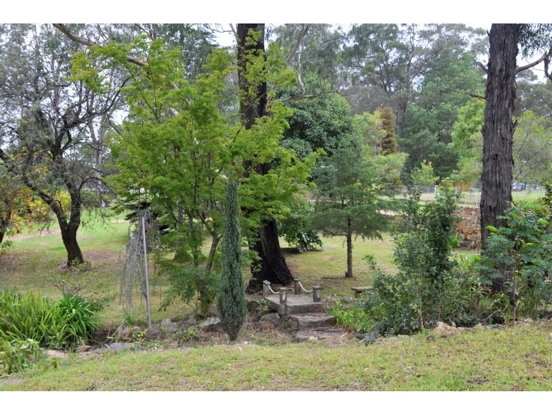 17 Telopea Road, Hill Top NSW 2575